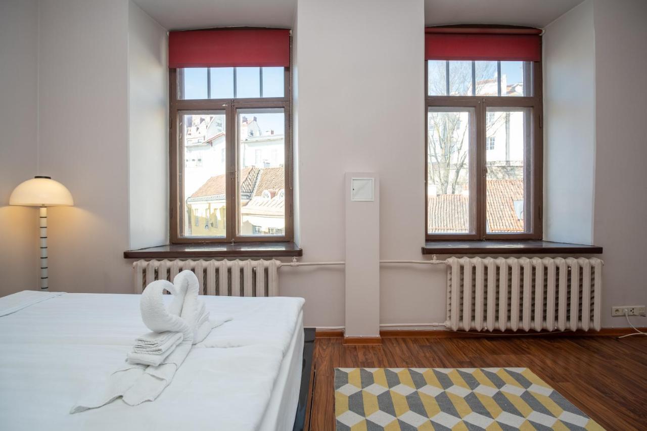 Old Town Studio Apartment - Uus Street 24 Tallinn Eksteriør bilde