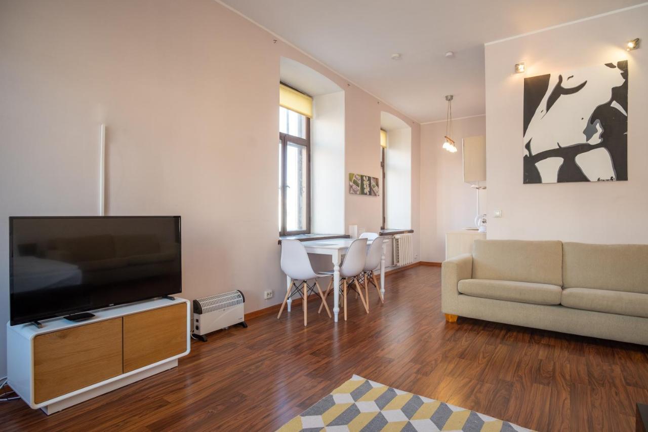 Old Town Studio Apartment - Uus Street 24 Tallinn Eksteriør bilde