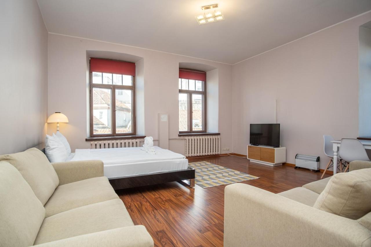 Old Town Studio Apartment - Uus Street 24 Tallinn Eksteriør bilde